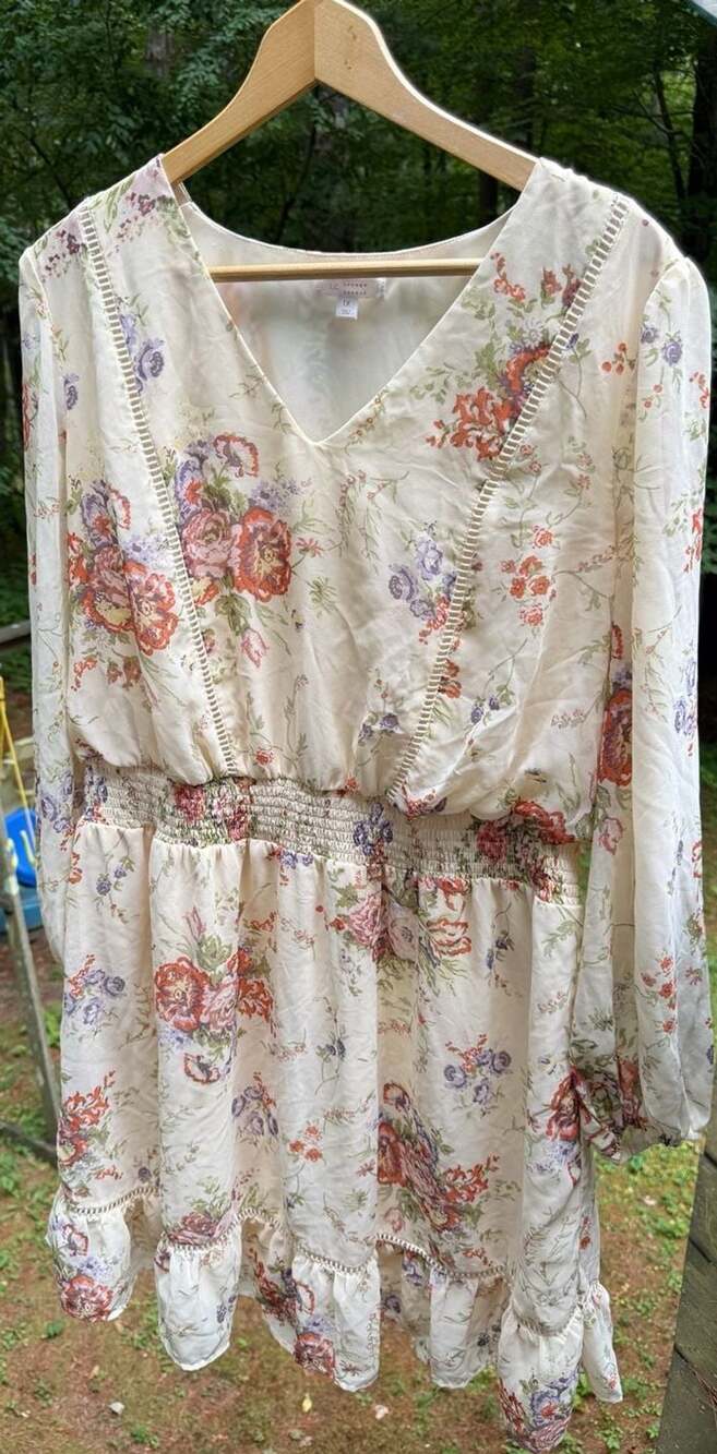 LC Lauren Conrad Cream Floral Long Sleeve Dress, Size 1X
